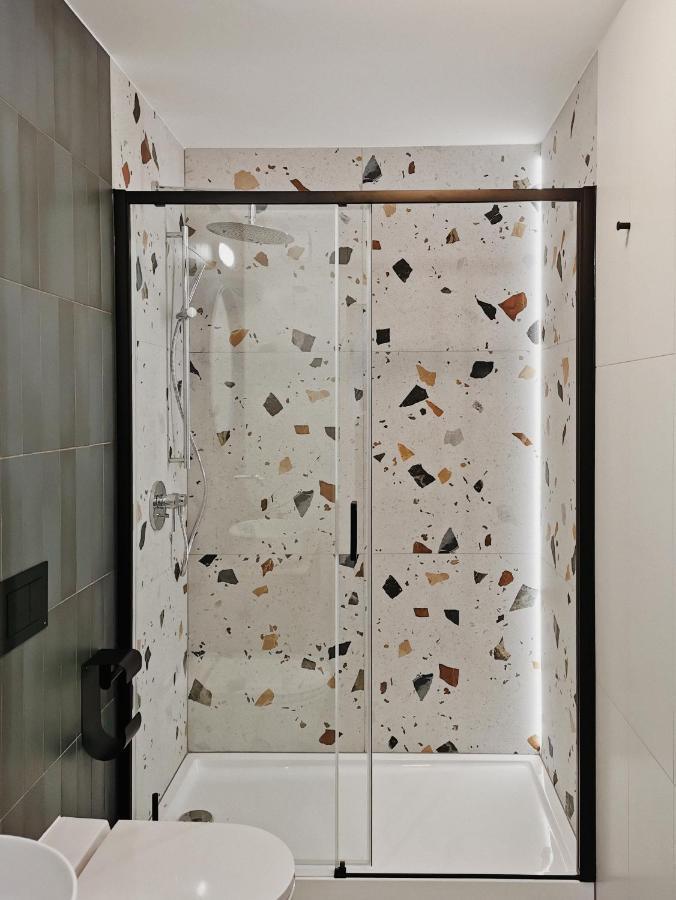 Domki Modern Jezioro Nyskie نيسة المظهر الخارجي الصورة
